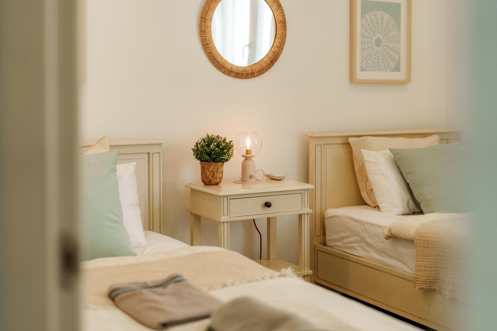 La Familia Beach House La Cala Ла Кала де Михас Стая снимка